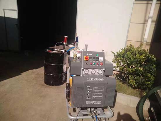 H5600聚氨酯外墻噴涂機(jī)